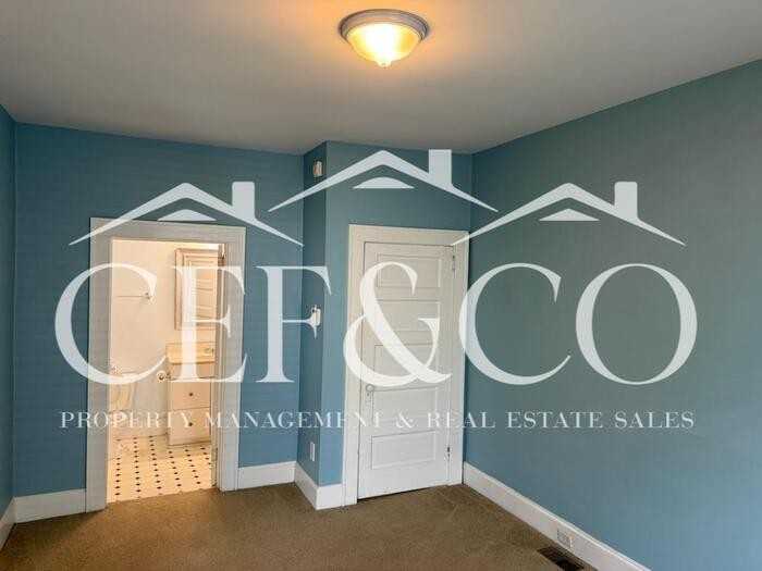 1407 E North St #B - Photo 4 of 13