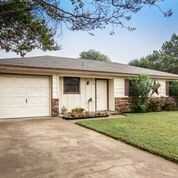 214 E 4th St - Photo 3 of 19