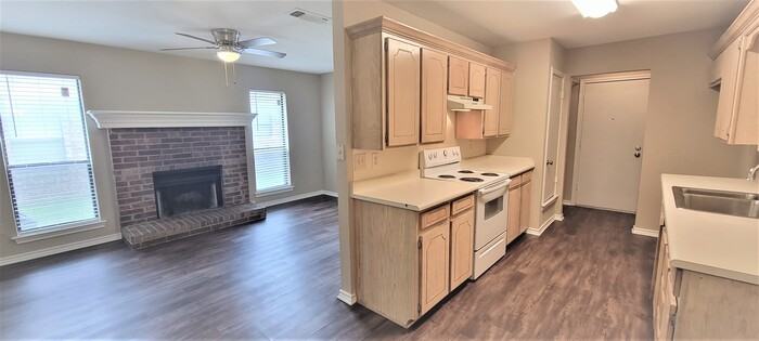 1432 Briar Cir - Photo 7 of 10