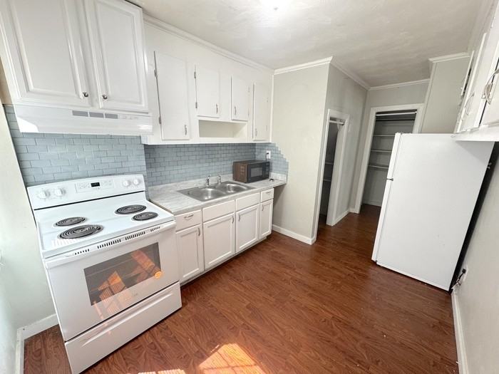 104 Cushing St #104 - Photo 7 of 15