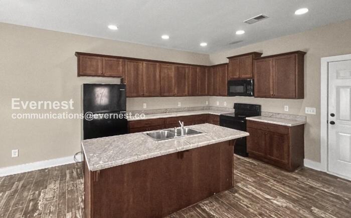 5860 Cheshire Cove Trl - Photo 2 of 25