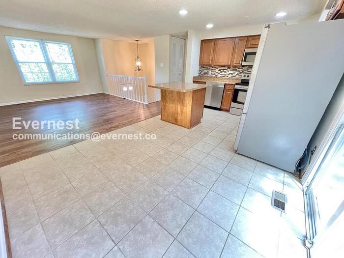 3324 Rollingwood Dr - Photo 6 of 35