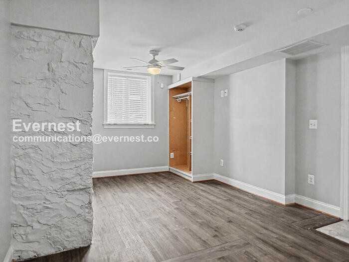 2438 Callow Ave - Photo 7 of 24