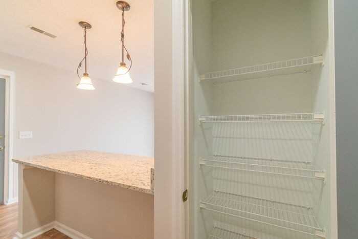 6112 Meadow Rose Ln - Photo 4 of 33