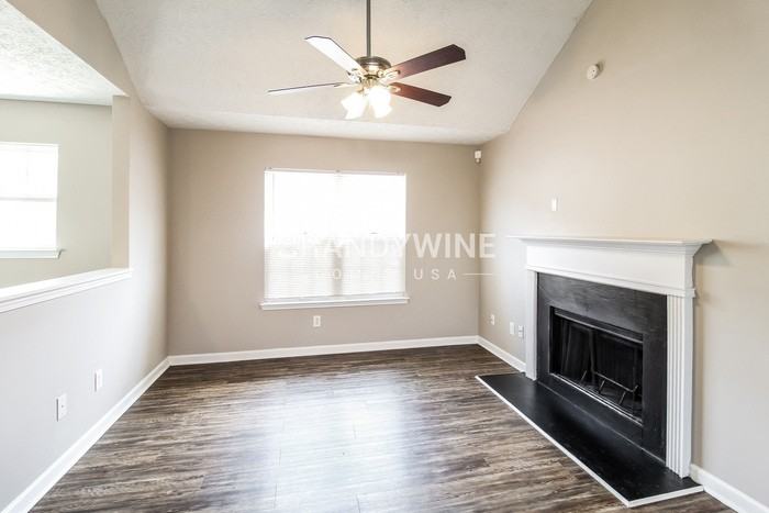 2532 Brookgate Xing - Photo 3 of 23