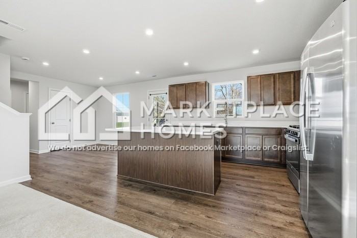 1645 Juniper Ln - Photo 7 of 24