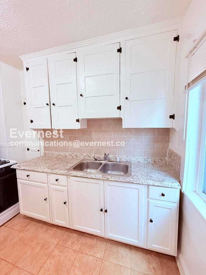 12019 Stoepel St - Photo 3 of 27