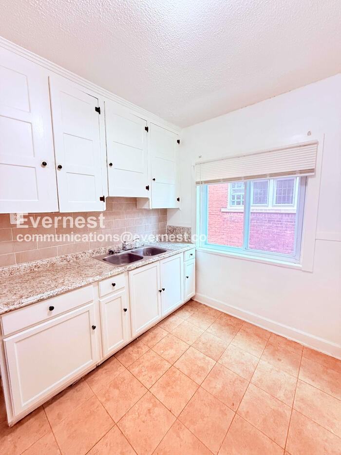 12019 Stoepel St - Photo 4 of 27