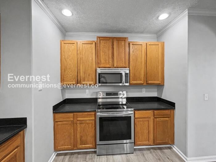 733 Terrace Trl - Photo 3 of 27