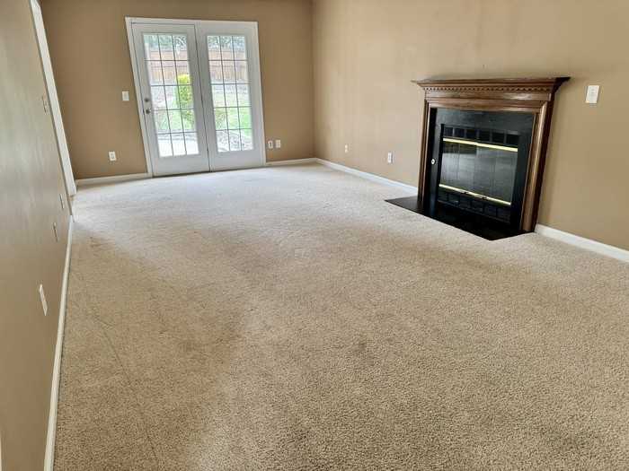 3004 Southampton Dr - Photo 6 of 23