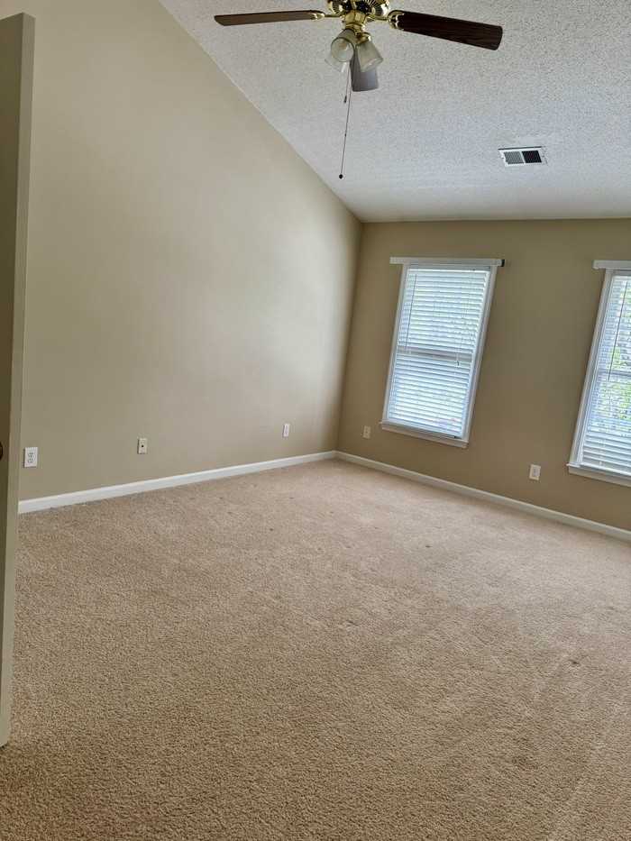 3004 Southampton Dr - Photo 7 of 23