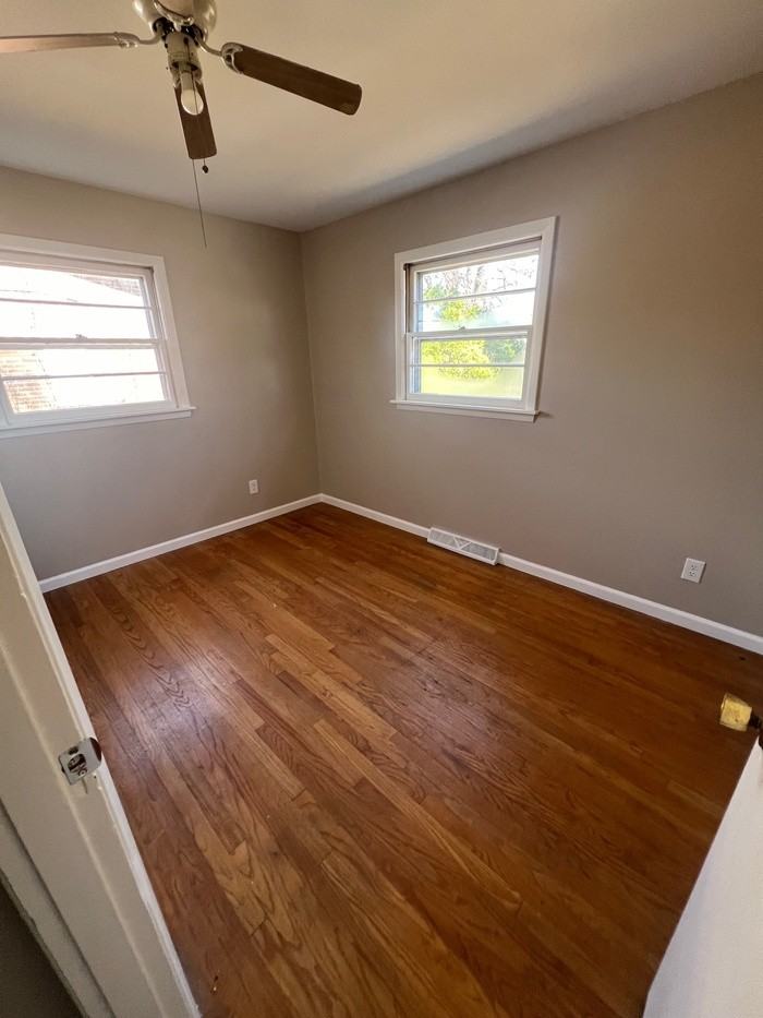 11121 Florence Ave - Photo 6 of 9