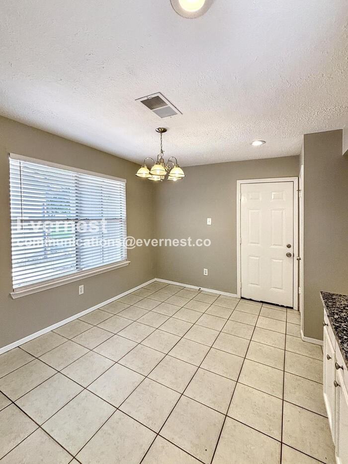 2426 Tall Ships Dr - Photo 7 of 29