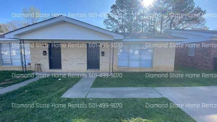 824 Jane Dr - Photo 2 of 17