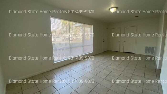 824 Jane Dr - Photo 4 of 17