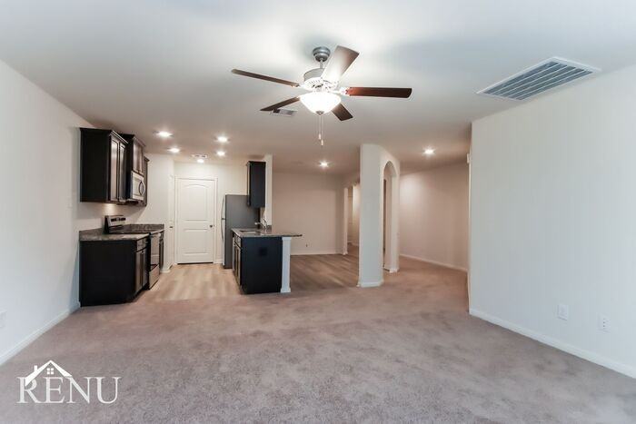 10474 Sweetwater Creek Dr - Photo 5 of 19