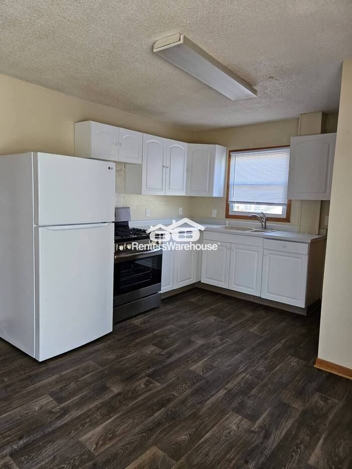 3113 Sw 2nd St - Photo 3 of 10