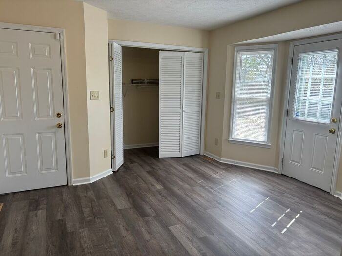 3816 Hagge St - Photo 6 of 14