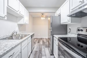 featured image of 1632 Linden Dr