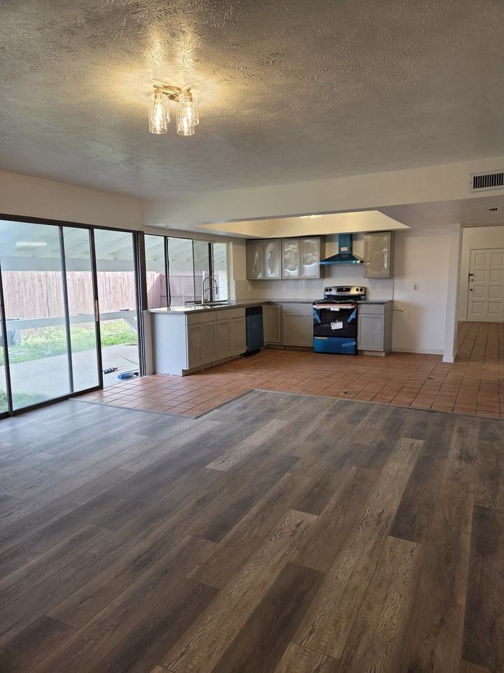 10247 Green Ash Rd #NA - Photo 2 of 20