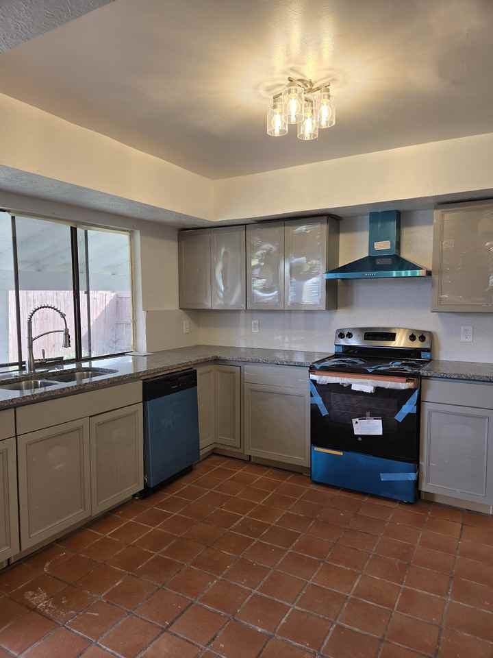 10247 Green Ash Rd #NA - Photo 3 of 20