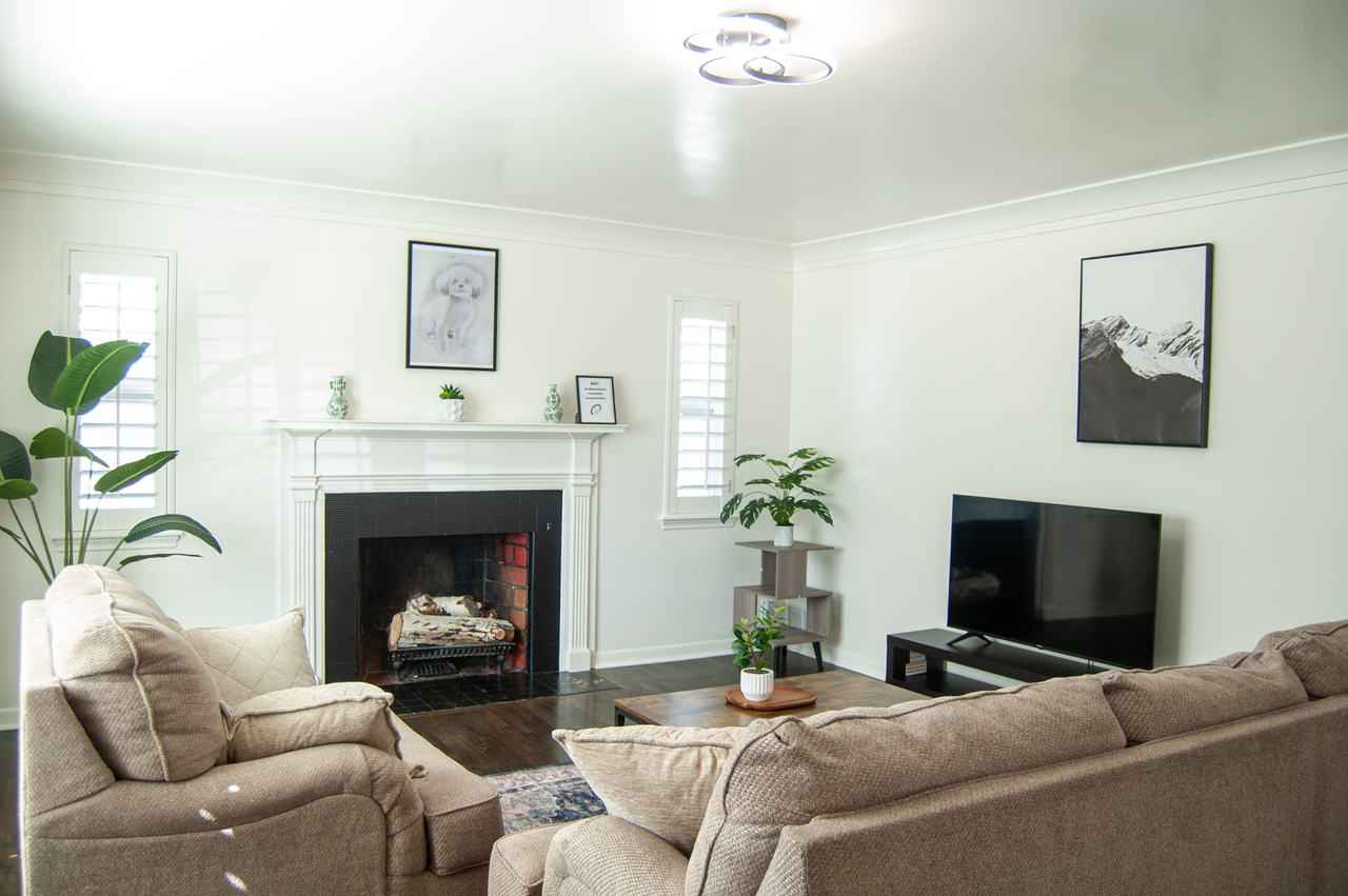 2011 E 2100 S #NA - Photo 2 of 35