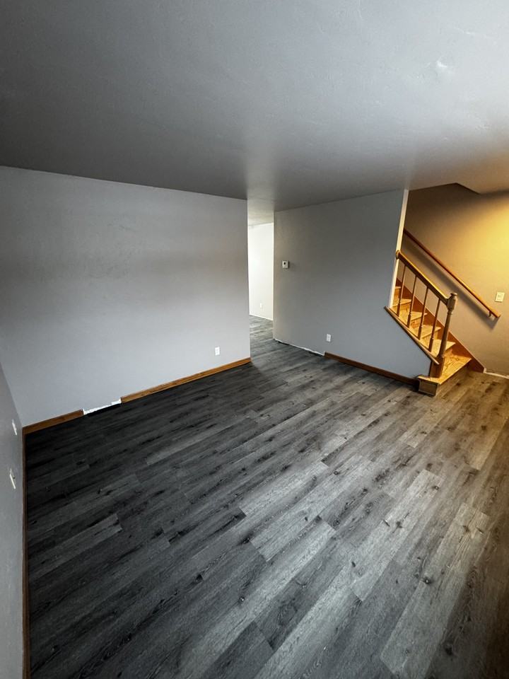 726 S Main St #NA - Photo 4 of 16