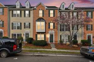 featured image of 11712 Fiddlers Roof Ln #11712