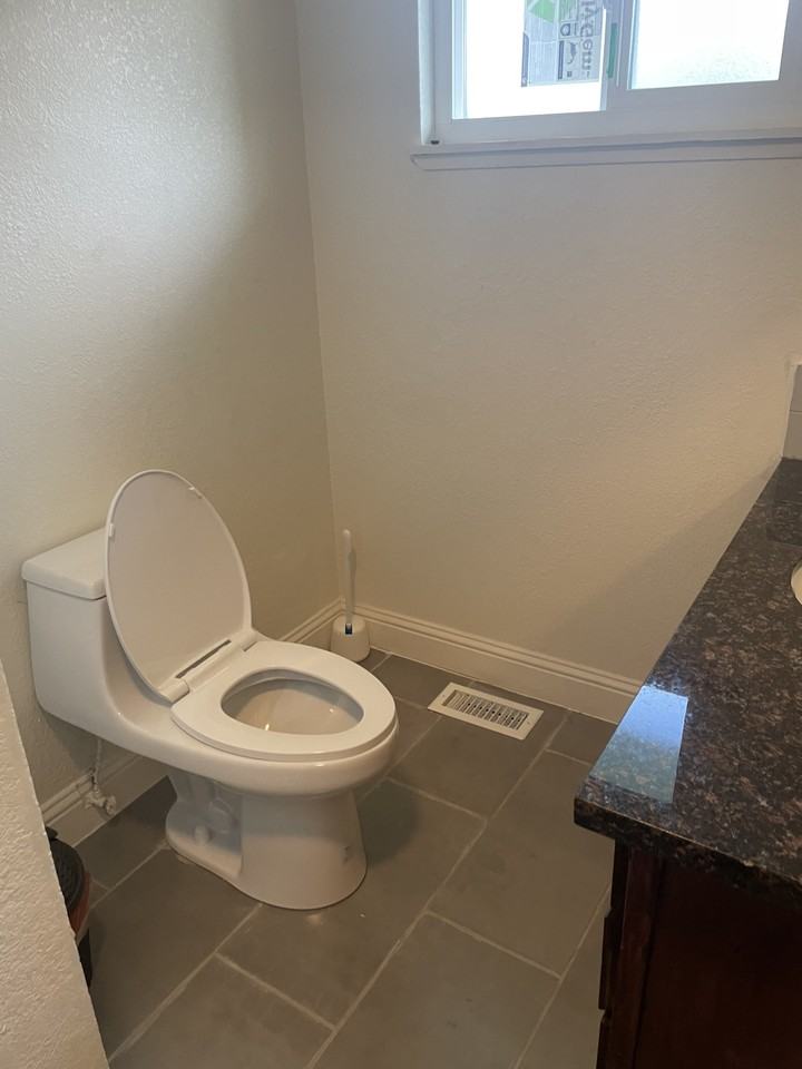 16000 Cottage Ave #NA - Photo 6 of 14