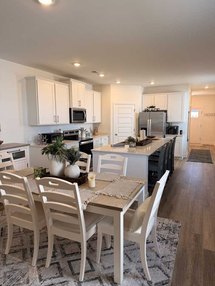 1022 Lakes Blvd #NA - Photo 4 of 14