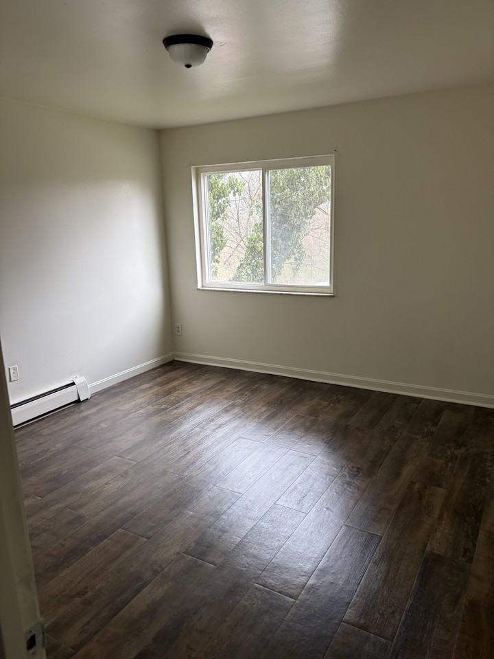 4045 Reading Rd #6 - Photo 5 of 7