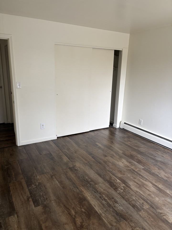 4045 Reading Rd #6 - Photo 6 of 7