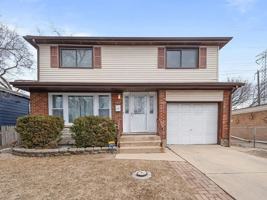 featured image of 14105 S Mackinaw Ave #NA