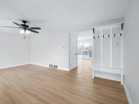 14105 S Mackinaw Ave #NA - Photo 2 of 4