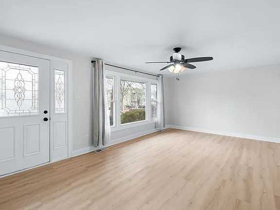 14105 S Mackinaw Ave #NA - Photo 3 of 4