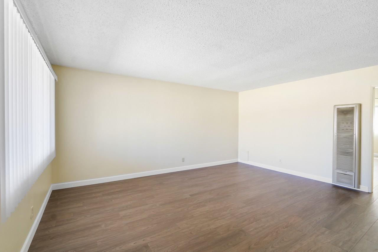 1204 W J St #3 - Photo 3 of 11