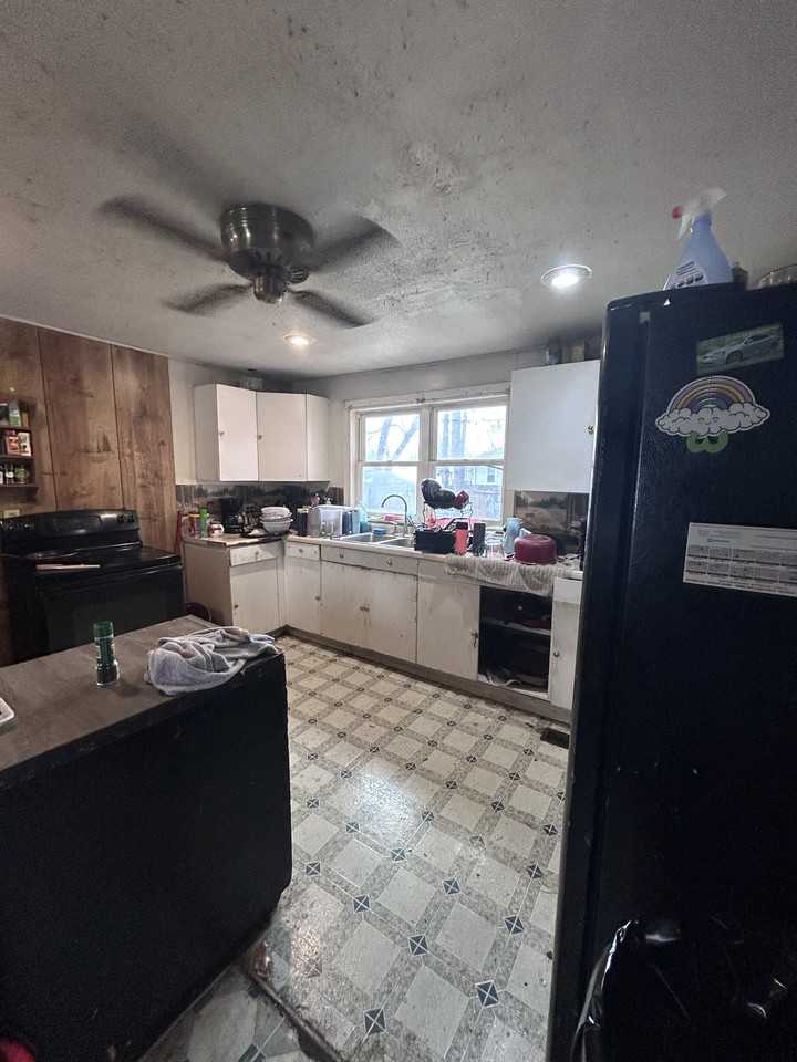 1728 N 24th St #NA - Photo 4 of 8