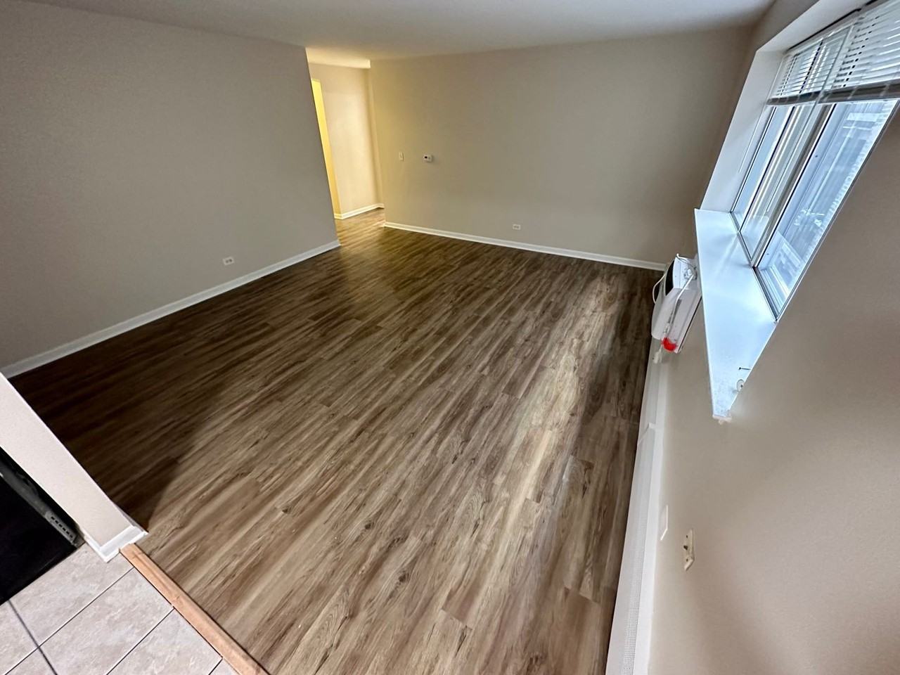 7334 N Ridge Blvd #207