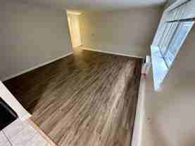 7334 N Ridge Blvd #207 - Photo 1 of 1