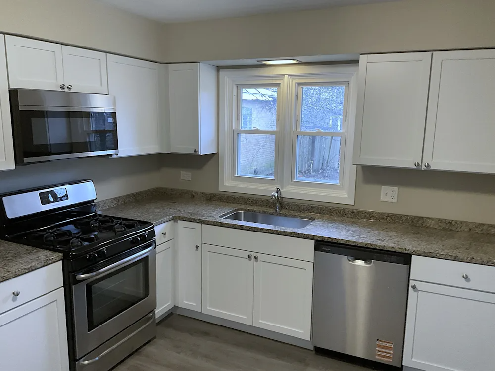 625 S Pierce Ave #NA - Photo 2 of 9