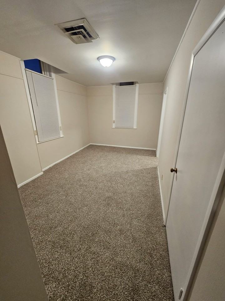 211 S Main St #1-2 - Photo 3 of 6