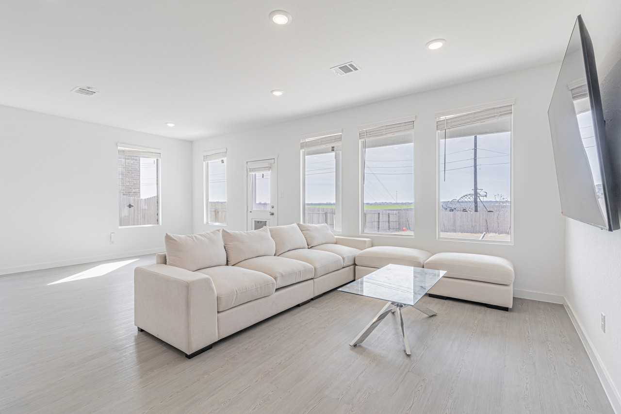 14212 Hertford Shire #NA - Photo 6 of 38