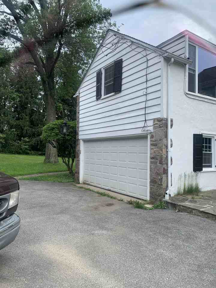 3725 Gradyville Rd #NA - Photo 2 of 12