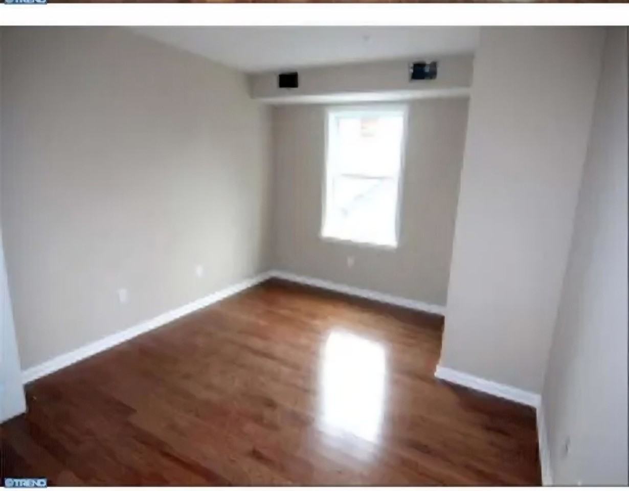 2040 E Haines St #1 - Photo 3 of 5