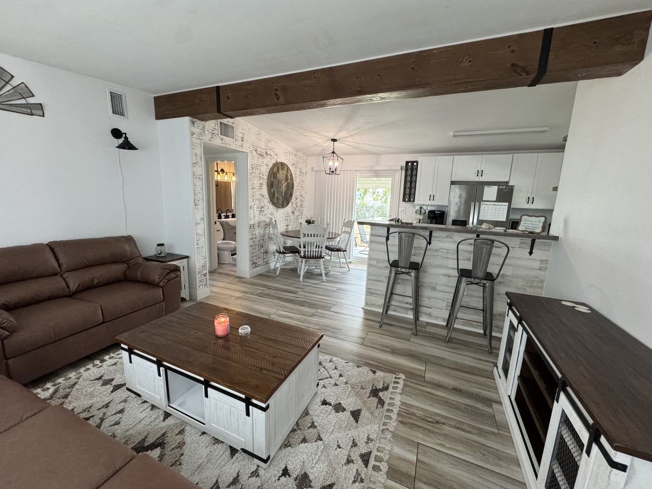 241 Dalton Blvd #NA - Photo 5 of 18