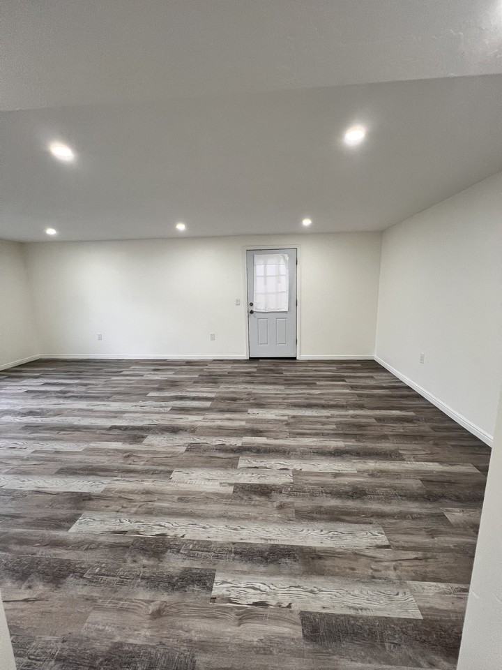 4904 W Wild Acres Dr #2 - Photo 6 of 16