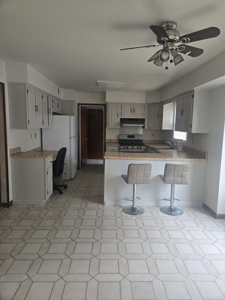 15 Cardinal Ct #NA - Photo 3 of 13