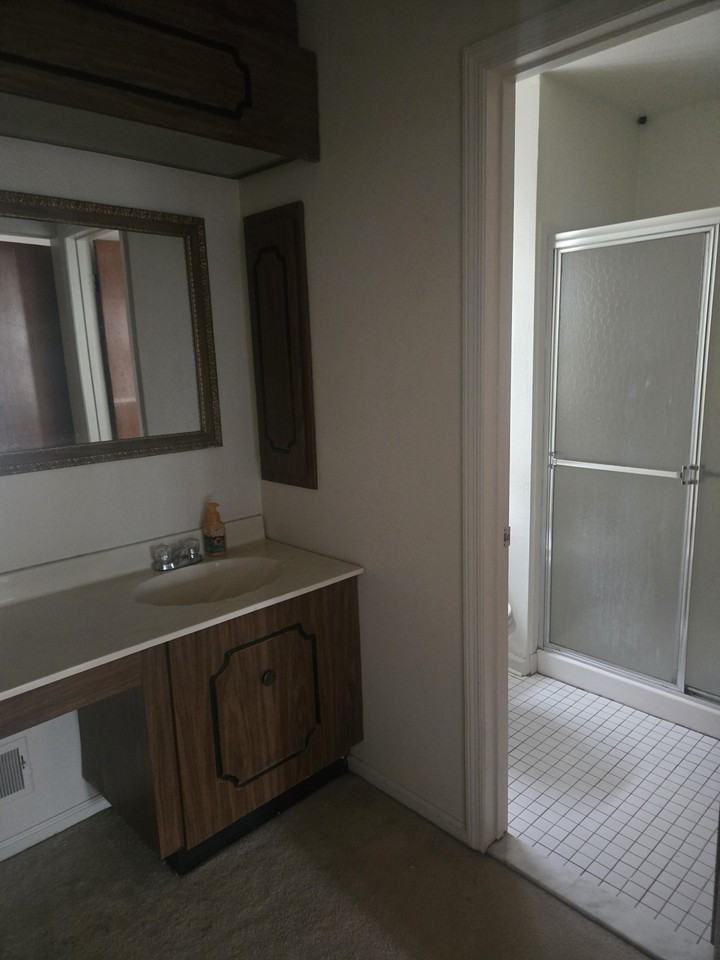 15 Cardinal Ct #NA - Photo 7 of 13