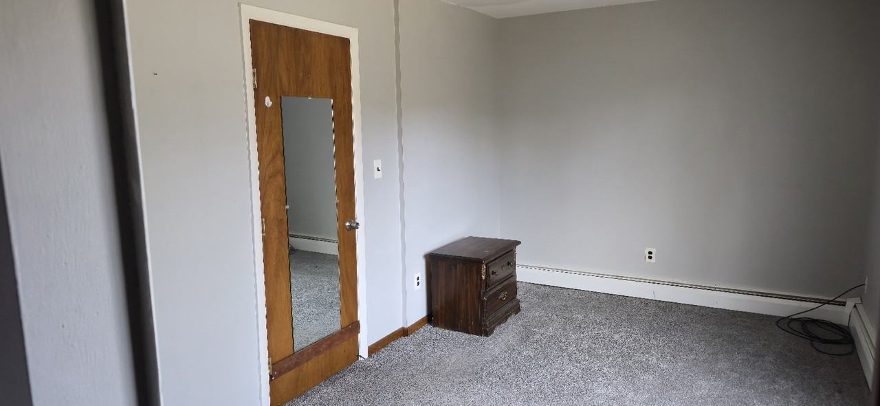 33990 Edna St #1 - Photo 3 of 8