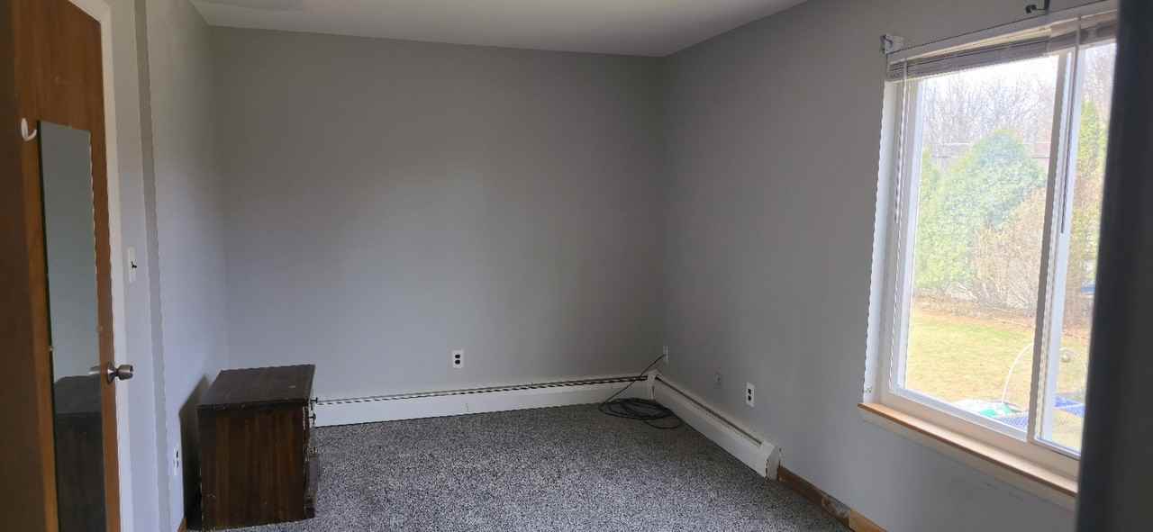 33990 Edna St #1 - Photo 4 of 8